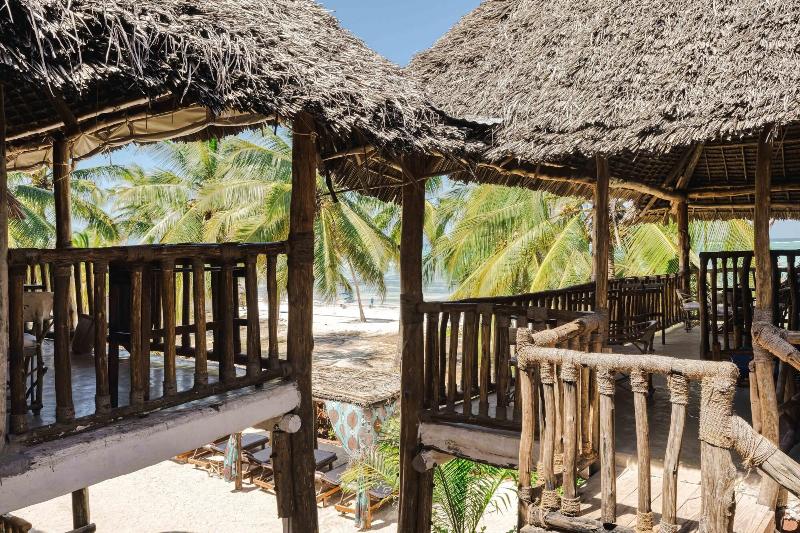 Shanuo Beach Bungalows image