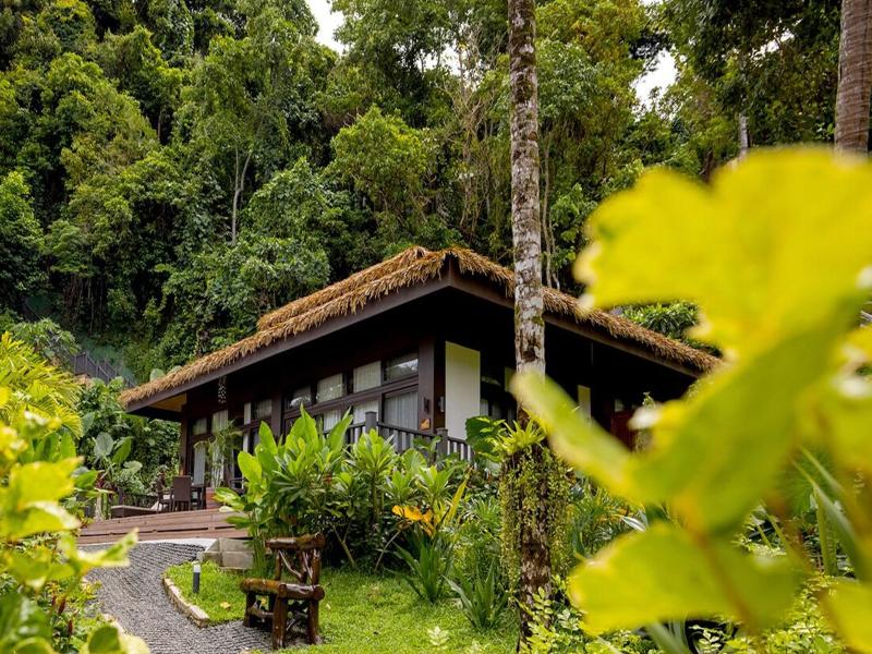 Lihim Resort