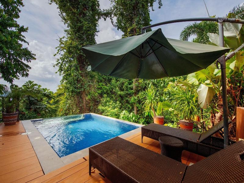 Lihim Resort