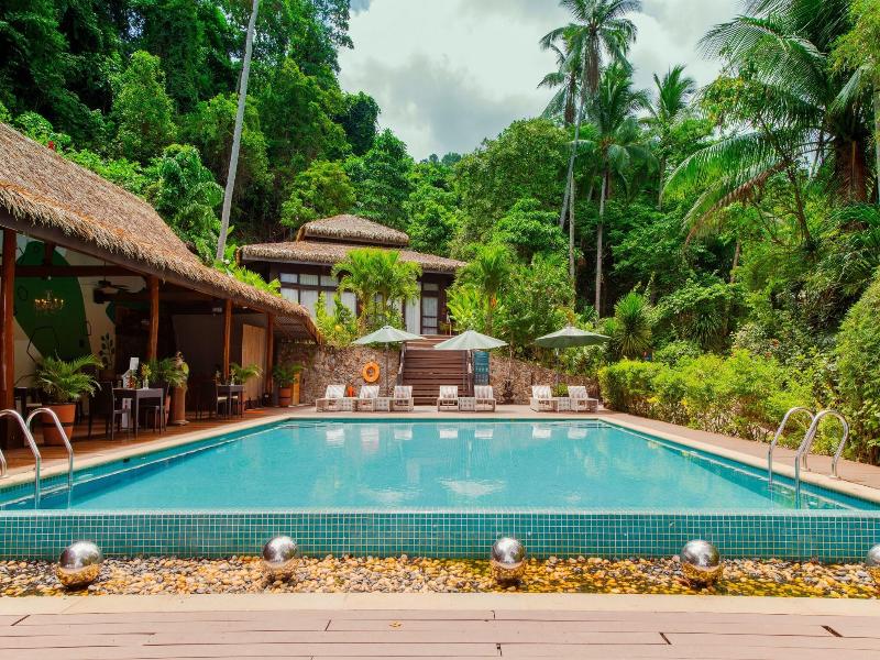 Lihim Resort