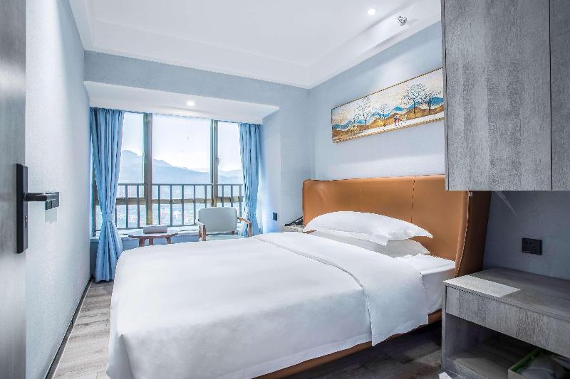Wyndham Garden Heyuan image