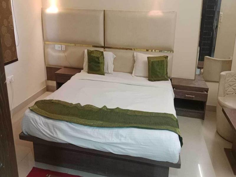 Hotel Mani Ram Palace image