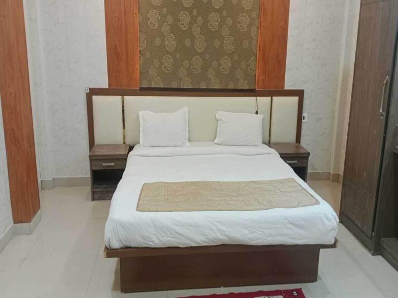 Hotel Mani Ram Palace image