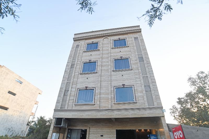 Collection O 45876 Hotel Benchmark Vijay Nagar