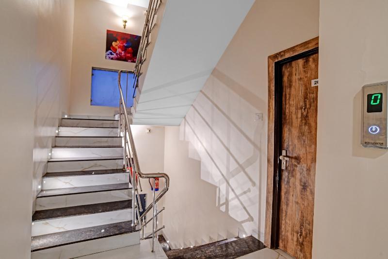 Collection O 45876 Hotel Benchmark Vijay Nagar