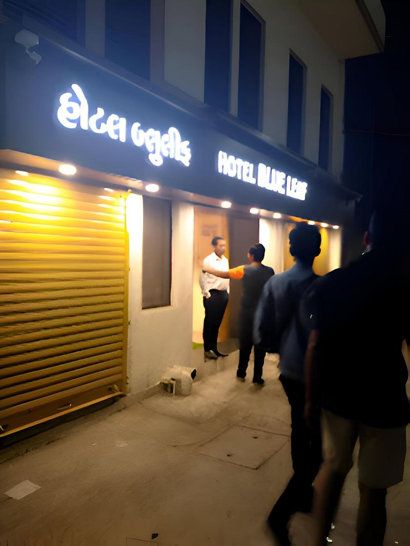 OYO RJT103 Hotel Blue Leaf — main photo