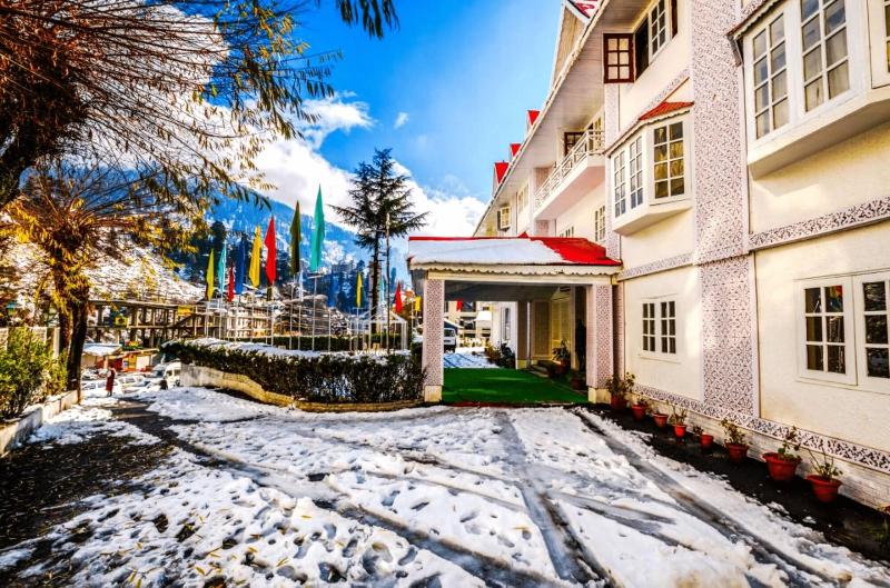 Hotel Snow Princess image