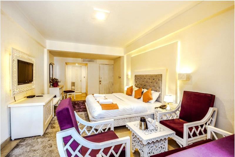 Hotel Snow Princess image