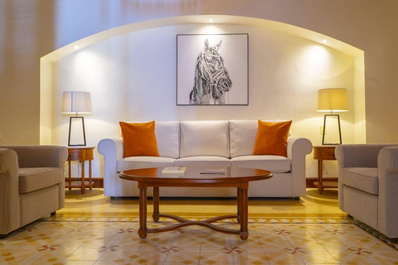 Nukari Quinta Boutique image