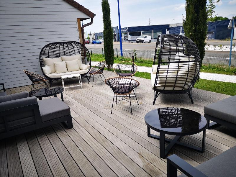 Le Konine Suites image