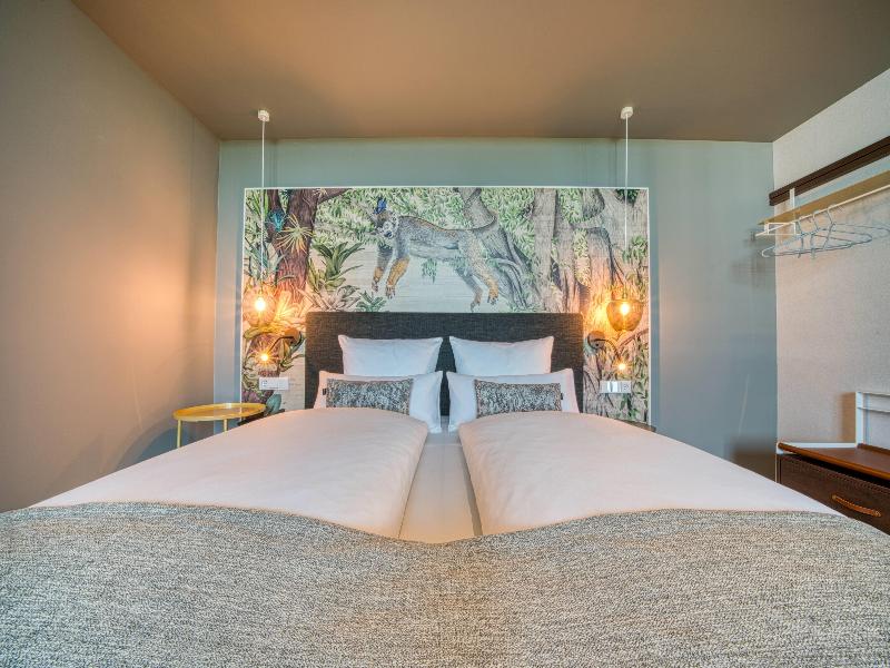 Vienna House Easy by Wyndham Augsburg image