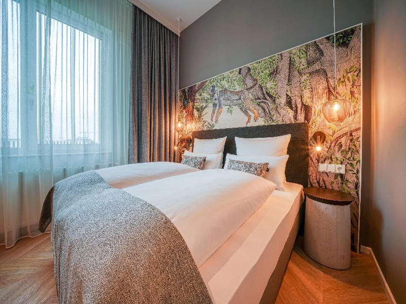 Vienna House Easy by Wyndham Augsburg image