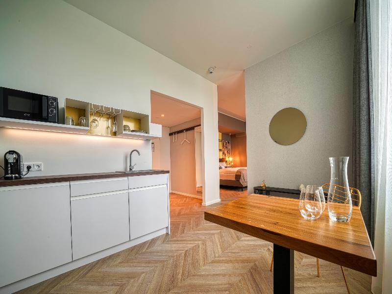 Vienna House Easy by Wyndham Augsburg image