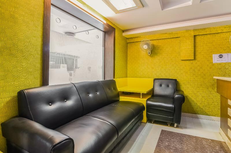 OYO Flagship 36422 Hotel Maruthi Gandhi Park image