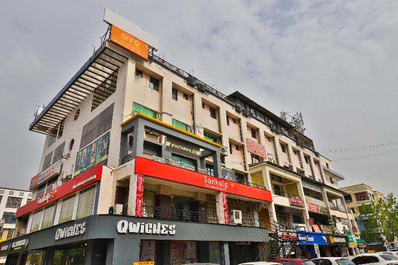 OYO 15862 Hotel The Grand Krishna — main photo