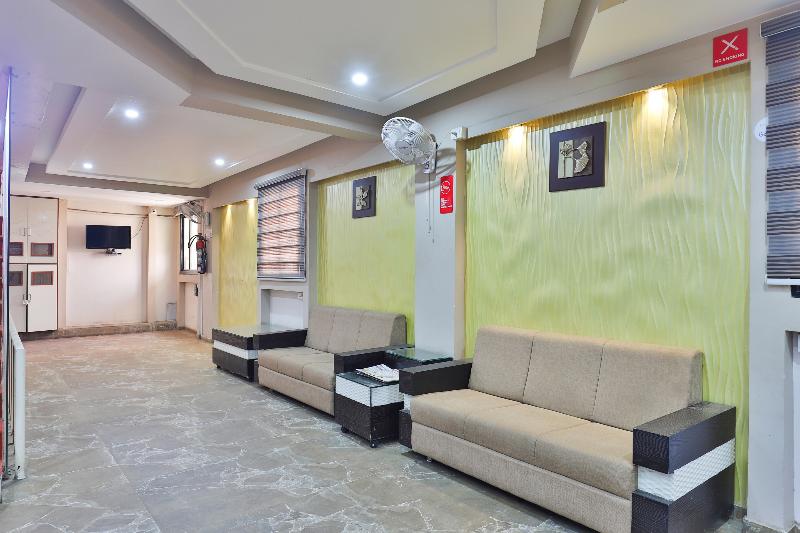 OYO 15862 Hotel The Grand Krishna — photo 2
