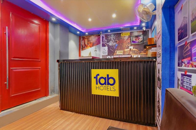 OYO Townhouse 152 Hotel Suncitel Airport image