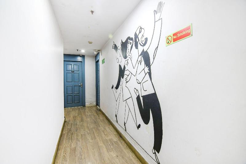 OYO Townhouse 152 Hotel Suncitel Airport image