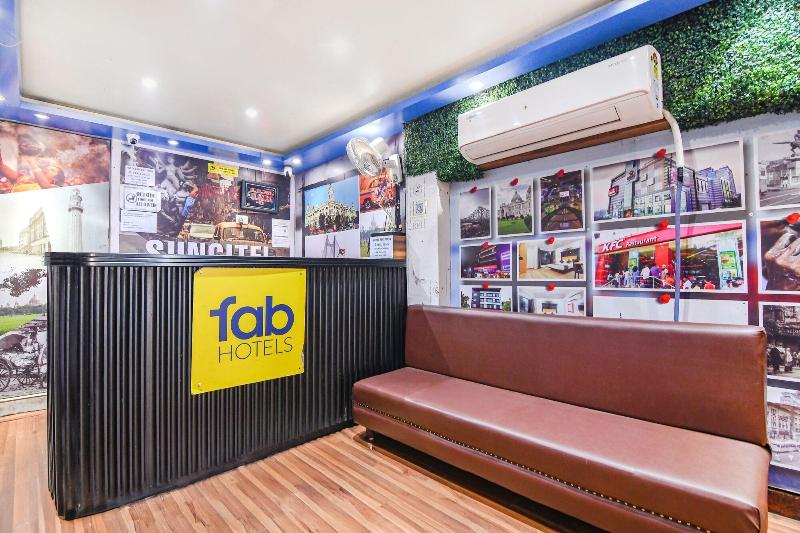 OYO Townhouse 152 Hotel Suncitel Airport image