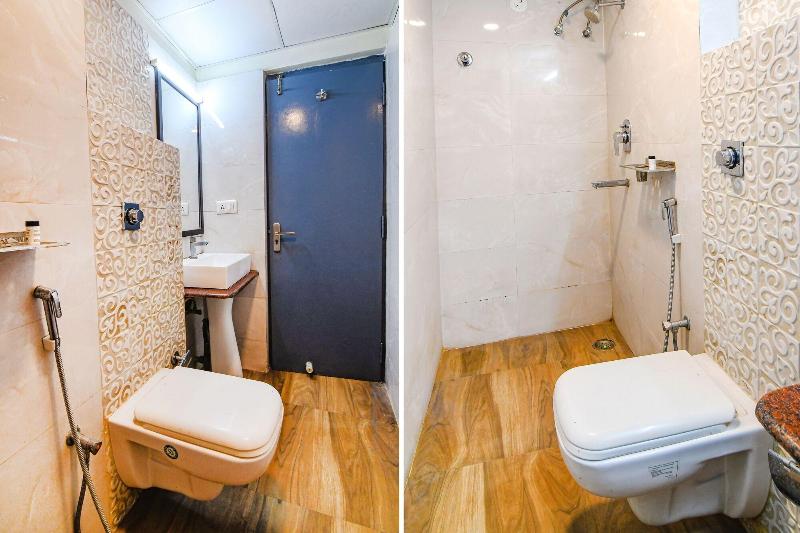 OYO Townhouse 152 Hotel Suncitel Airport image