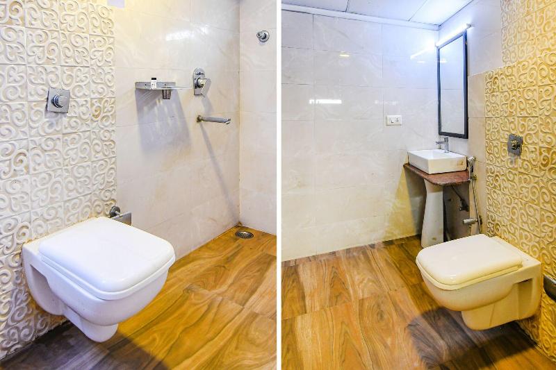 OYO Townhouse 152 Hotel Suncitel Airport image
