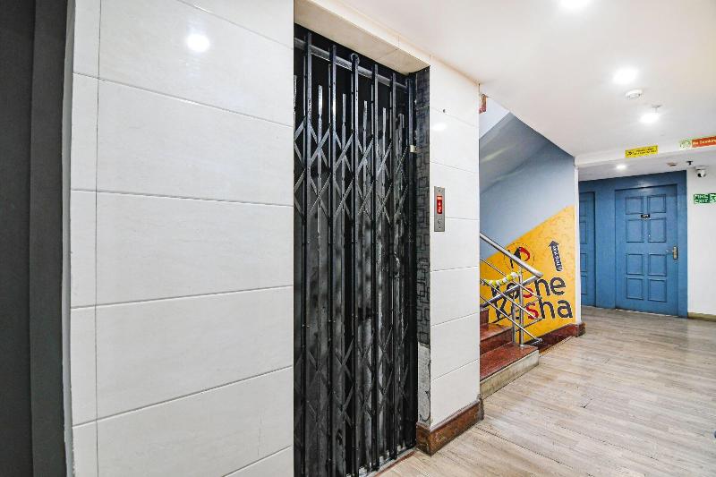 OYO Townhouse 152 Hotel Suncitel Airport image