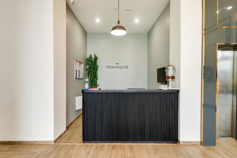 OYO Townhouse 76476 Jashn image