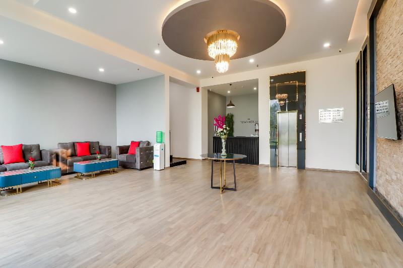 OYO Townhouse 76476 Jashn image