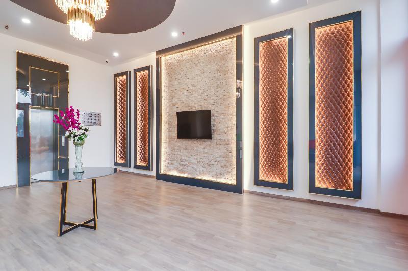 OYO Townhouse 76476 Jashn image