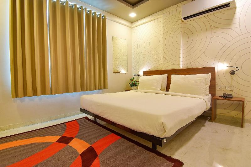 Collection O 42665 Manomay Homes image