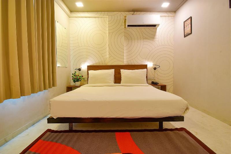Collection O 42665 Manomay Homes image