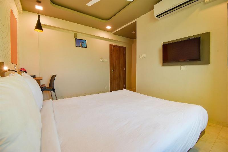 Collection O 42665 Manomay Homes image
