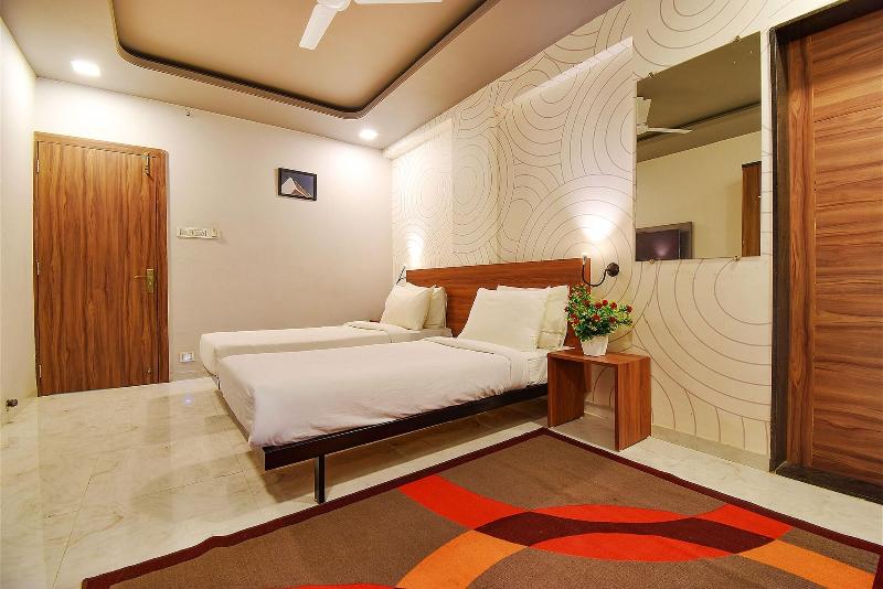 Collection O 42665 Manomay Homes image