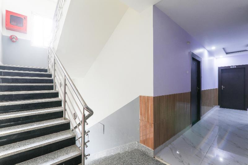 OYO 75217 Hotel Navya Grand