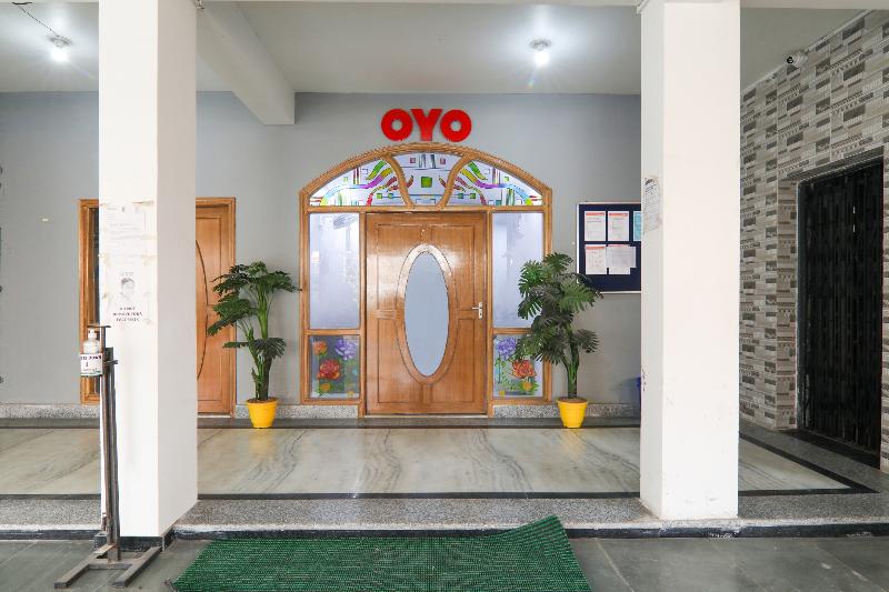 OYO 75217 Hotel Navya Grand