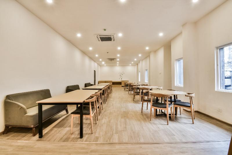 OYO Townhouse 182 Menka