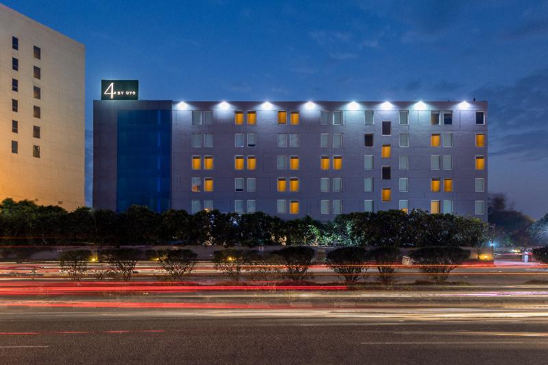 Sunday Hotel Chandigarh Zirakpur