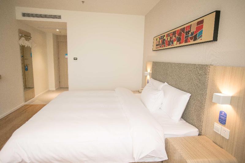 Hanting Hotel (Puyang City Center Plaza) image