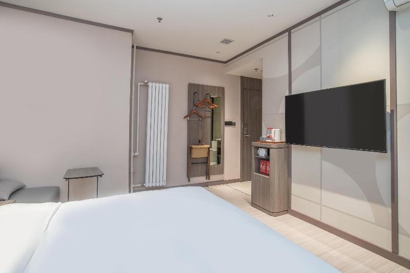 Hanting Hotel (Hebi Yulong Love City) image