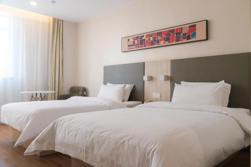 Hanting Hotel (Pingdingshan Railway Station) image
