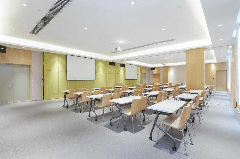 Ji Hotel (Yining Beijing Road)