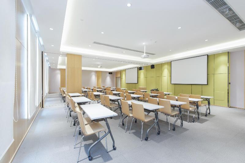 Ji Hotel (Yining Beijing Road)
