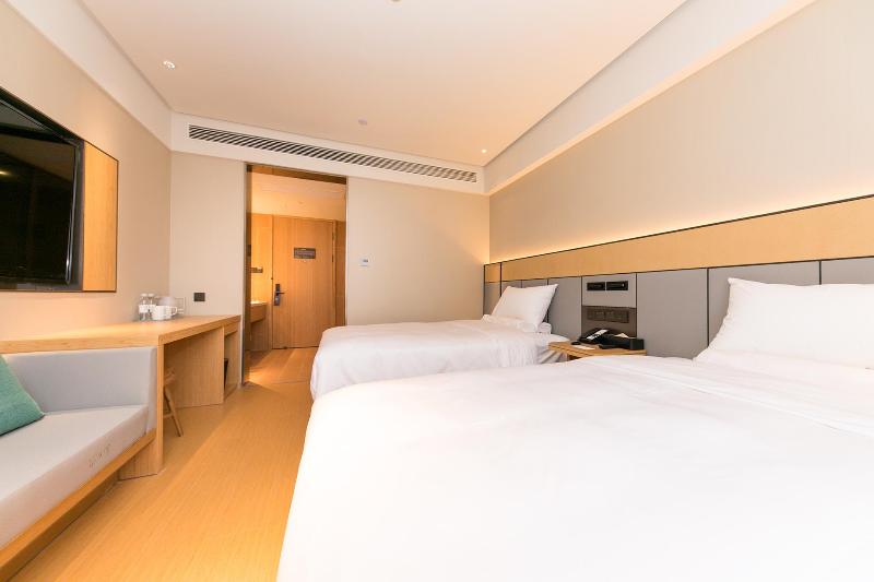 Ji Hotel (HangzhouEast Railway Station West Square image