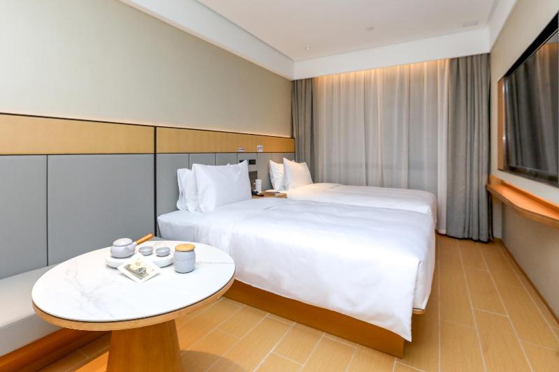 Ji Hotel (Shenzhen Nanshan Metro Station) image
