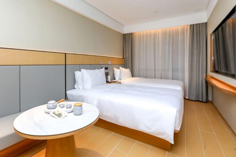 Ji Hotel (Shenzhen Nanshan Metro Station) image
