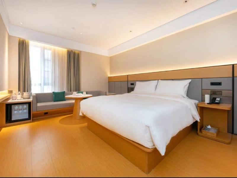 Ji Hotel(Quwo Dongcheng Plaza) image