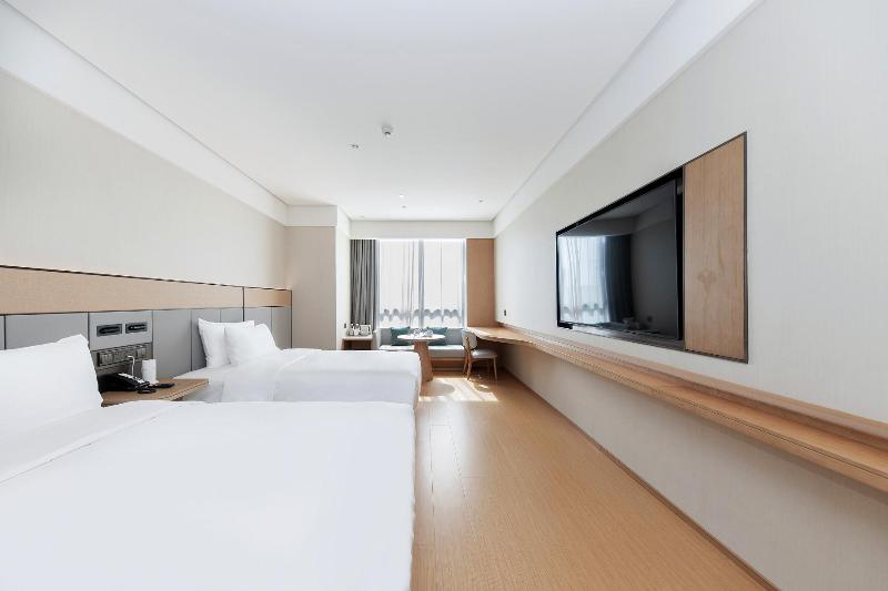 Ji Hotel (Daming County Government Store) image