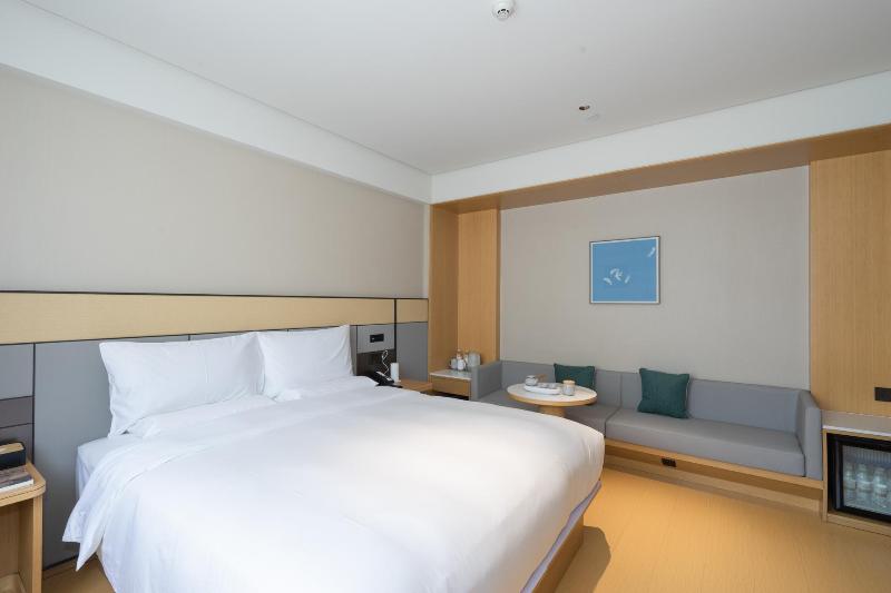Ji Hotel Shenzhen Shawei Metro Station image