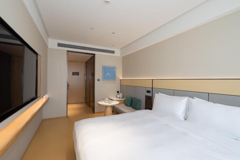Ji Hotel Shenzhen Shawei Metro Station image