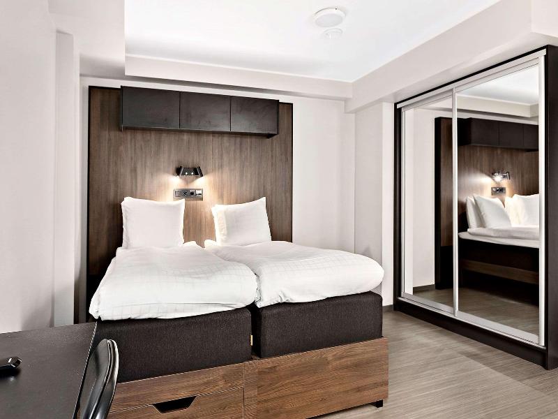 Sure Hotel Studio by Best Western Bromma image